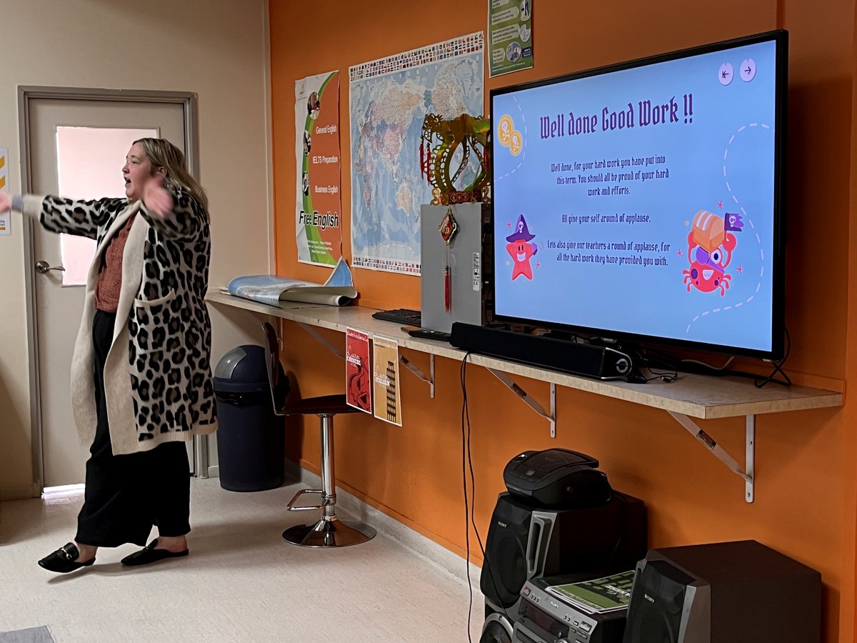 WIE students building confidence through English study